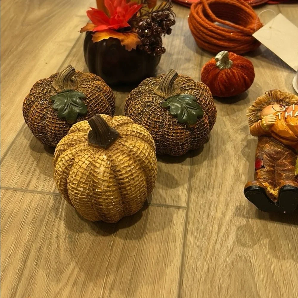Fall decorations - Picture 11 of 11